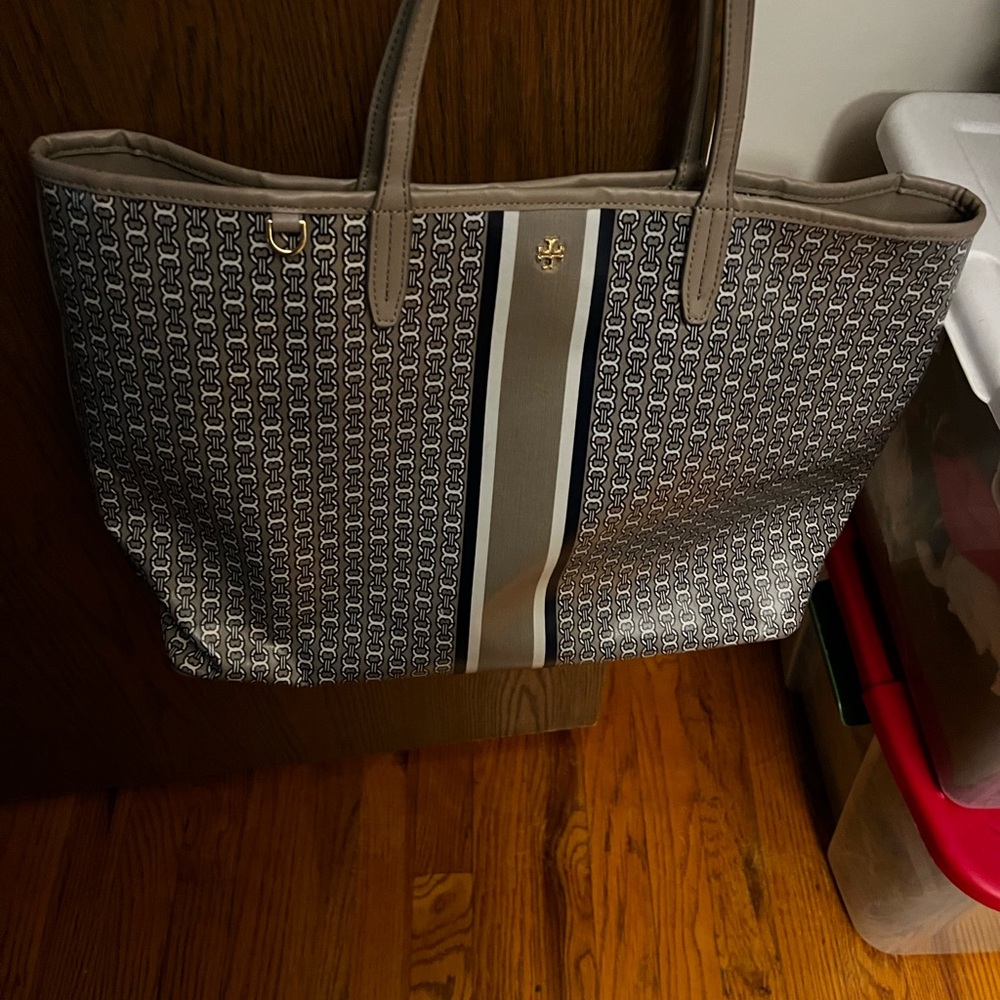 Tory Burch Gemini Link Tote